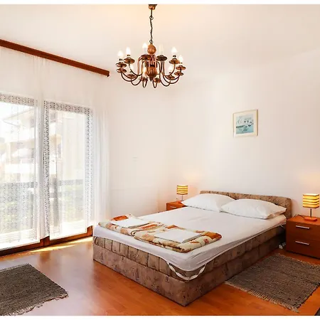 Zdravko B1 Fuer 5 Personen By Interhome Apartment *